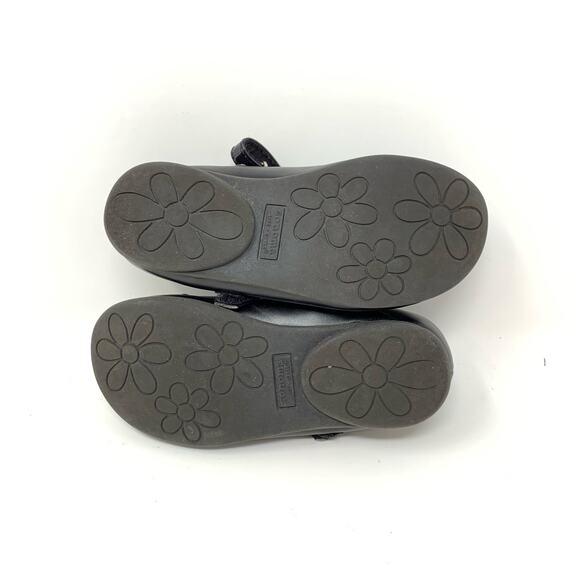 Sonoma Life Style Toddler Girls Black Hook and Loop Dress Shoes - Picture 5 of 8